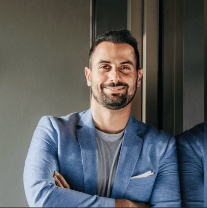 Jonathan Gomes Real Estate Agent at Lux Home Algarve, Portugal