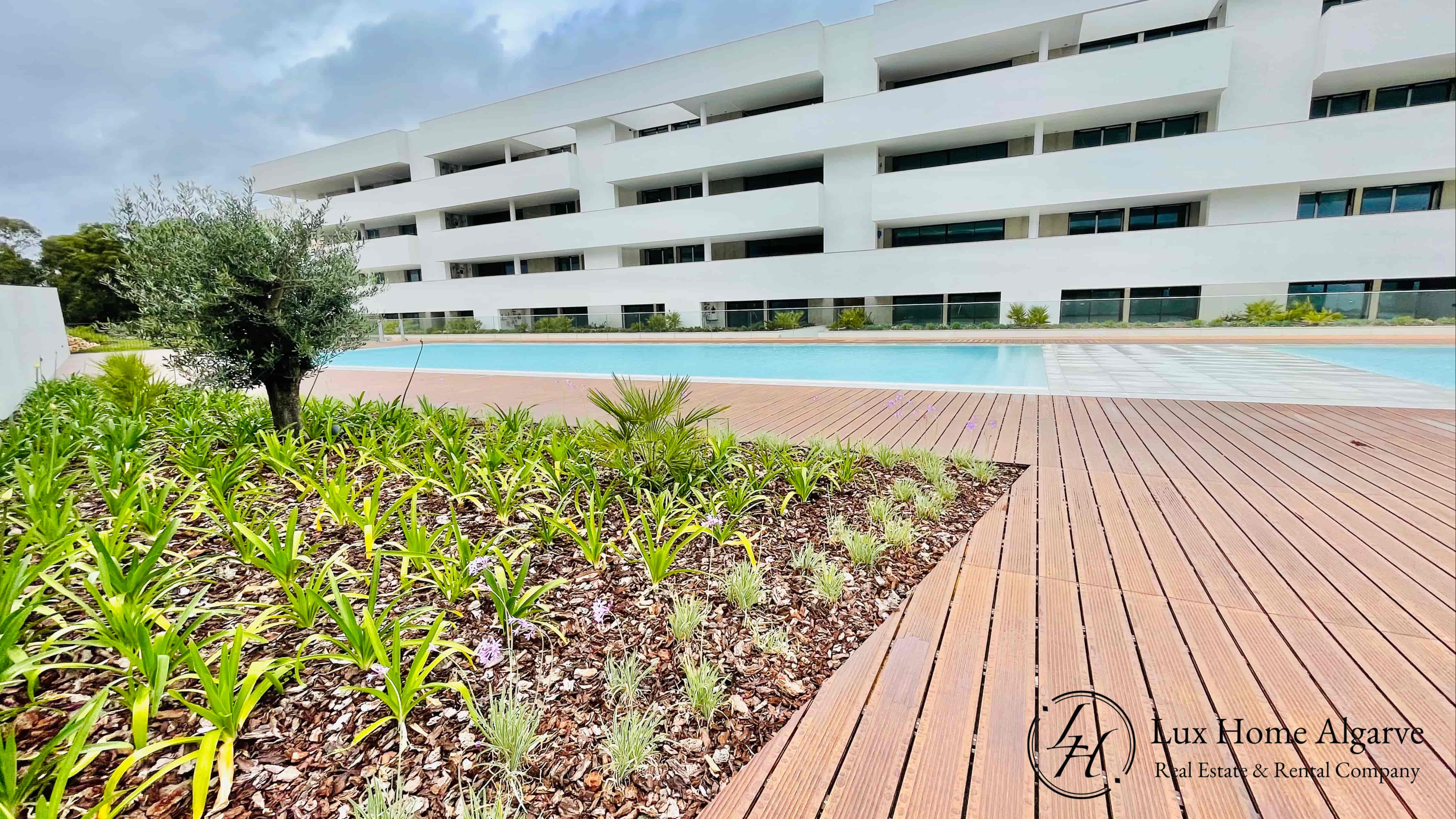Santa Maria 2 - A Luxury Oasis in the Heart of the Algarve - Image 3