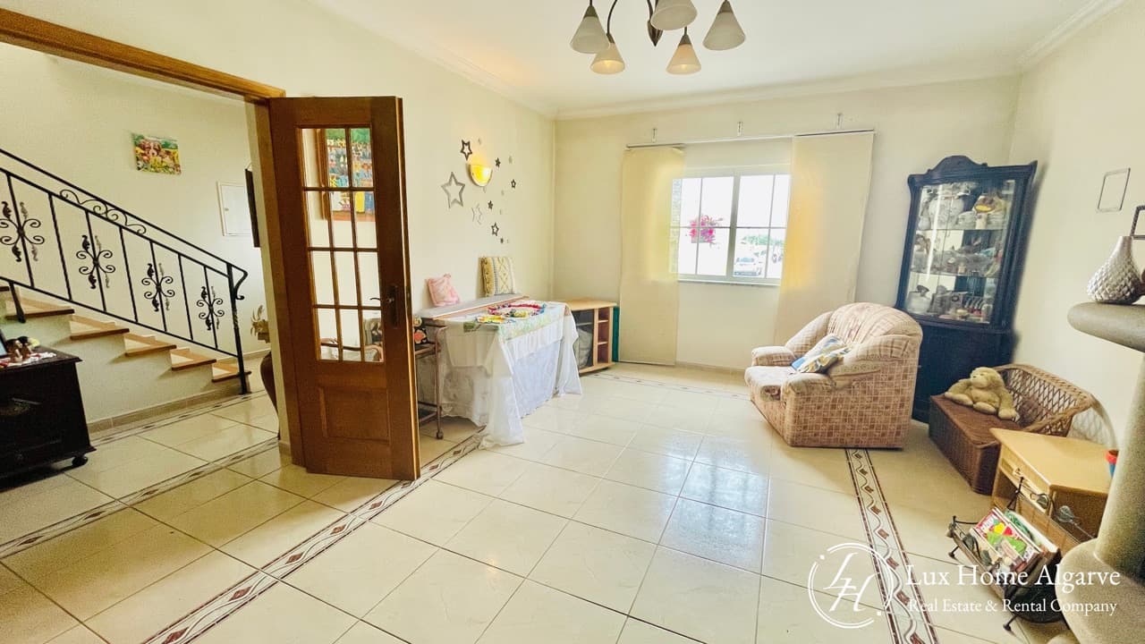 Semi-Detached House T2+1 - Espiche- A Unique Opportunity in the Heart of the Algarve - Image 3